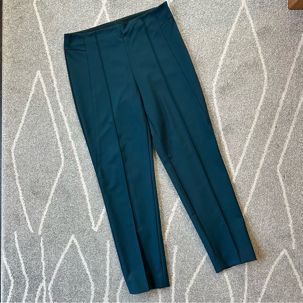 Escada Antique Navy Tapered Stretch Pull on Trouser Pants